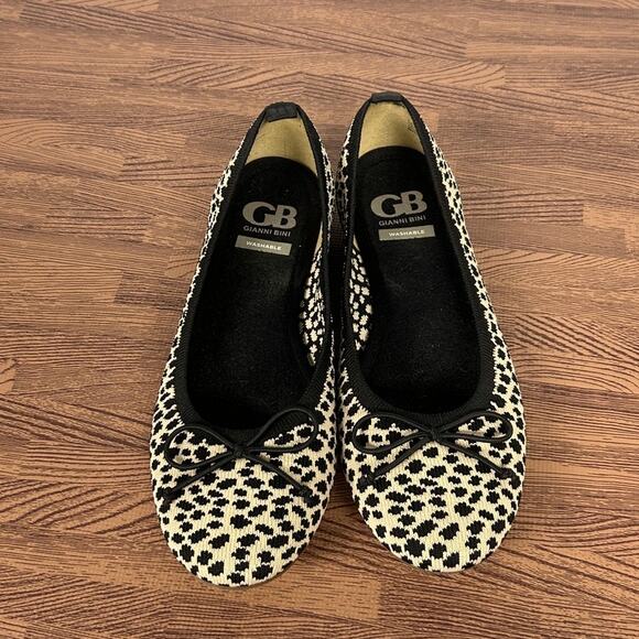 Gianni Bini Washable Women’s Size 7.5 Ballet Flat Shoe Animal Print - Picture 2 of 8